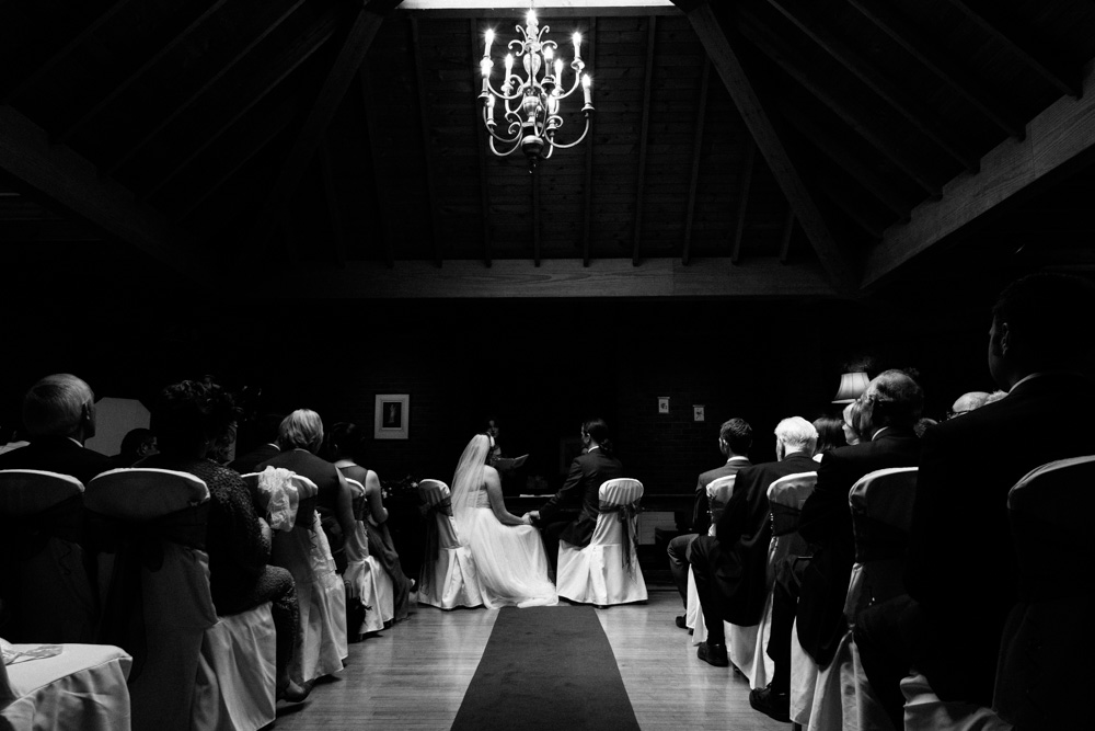 uk-wedding-ceremony-manor-house