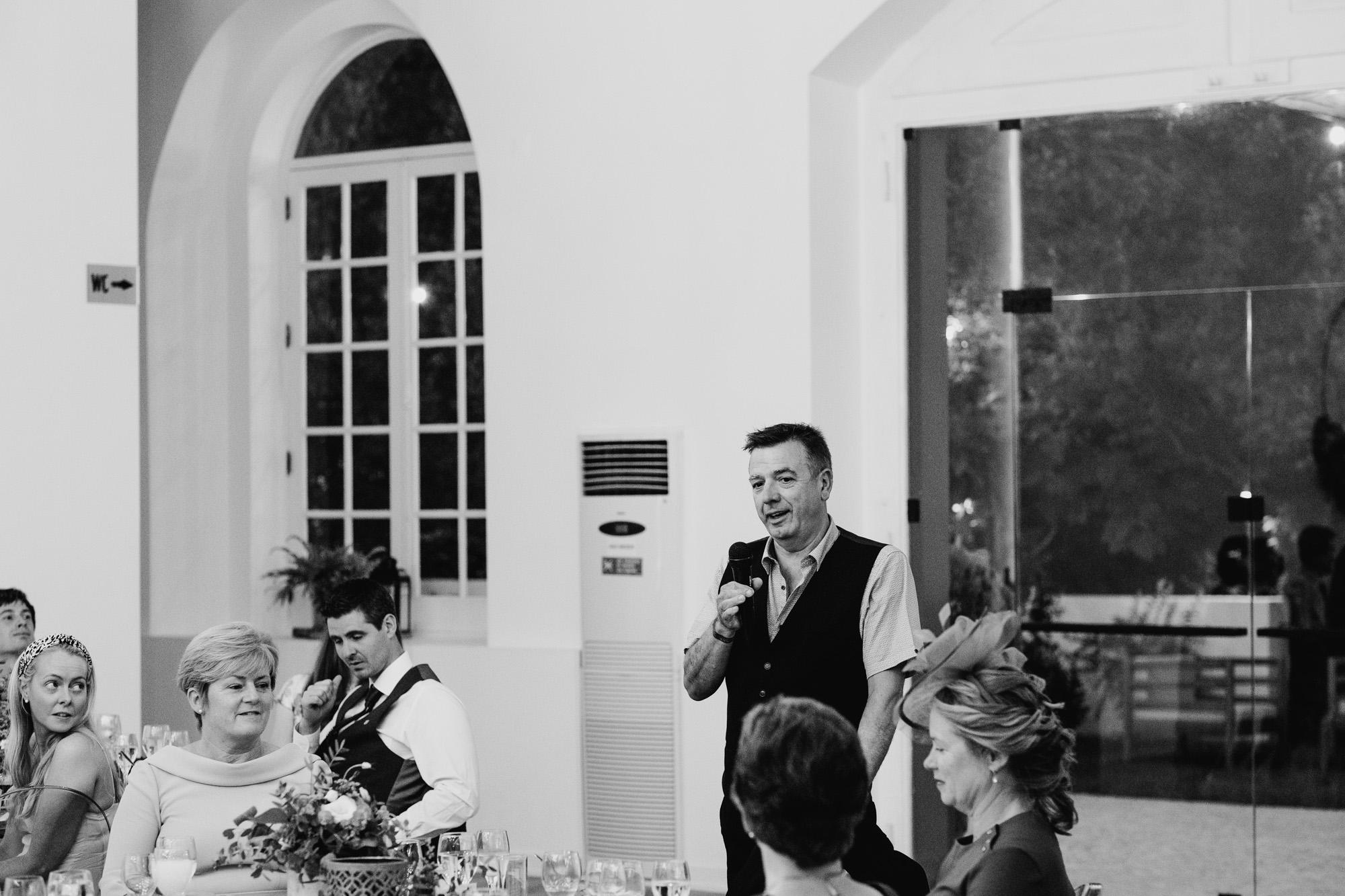 quinta-da-bichinha-portugal-wedding-reception-room