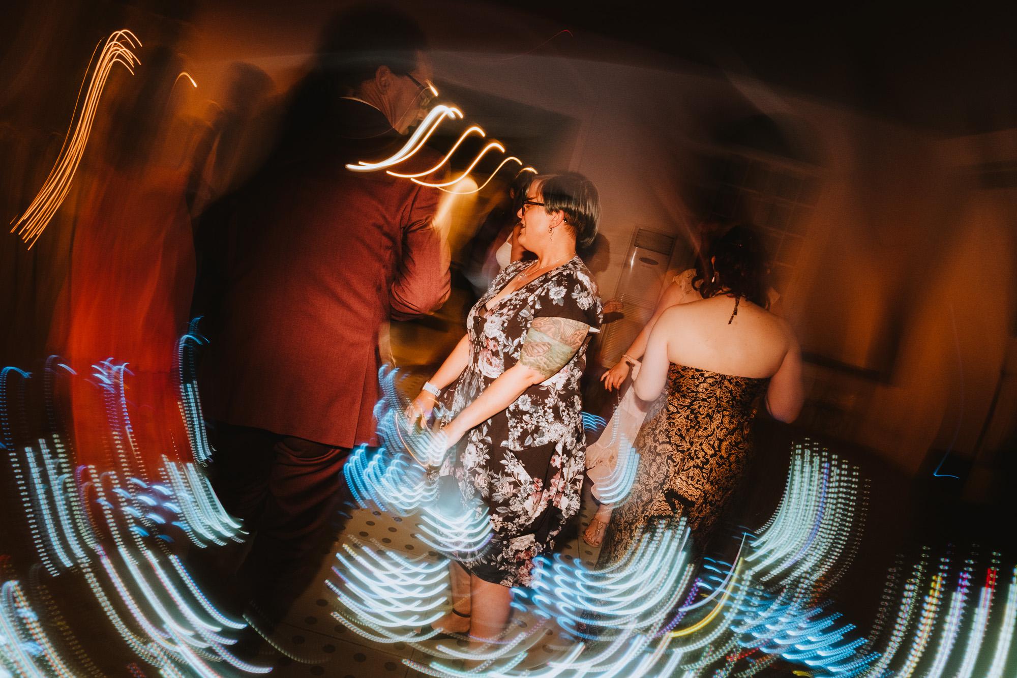 quinta-da-bichinha-portugal-wedding-disco-dance