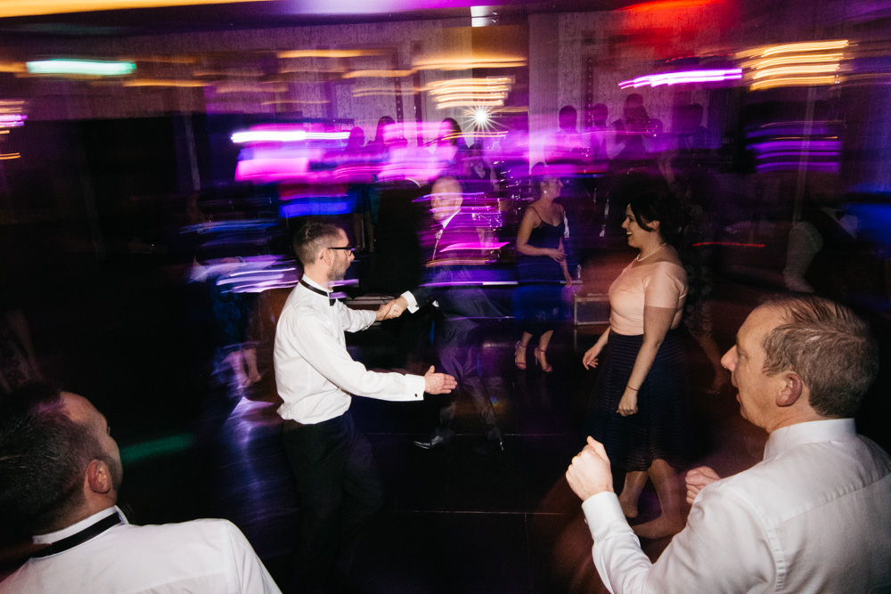 wedding-maryborough-hotel-dancing